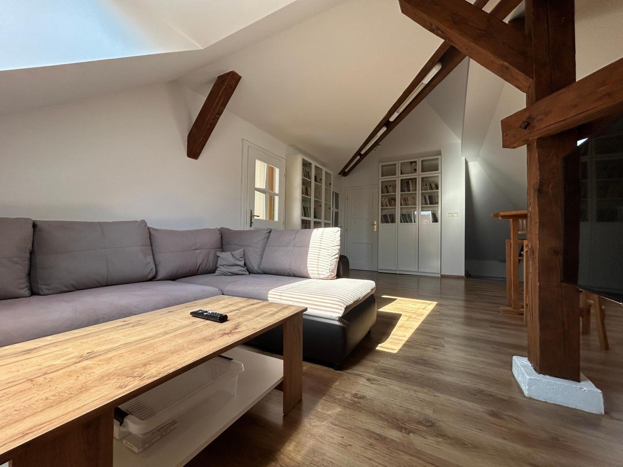 Apartmany U Kubiku Hradec Kralove Exterior photo